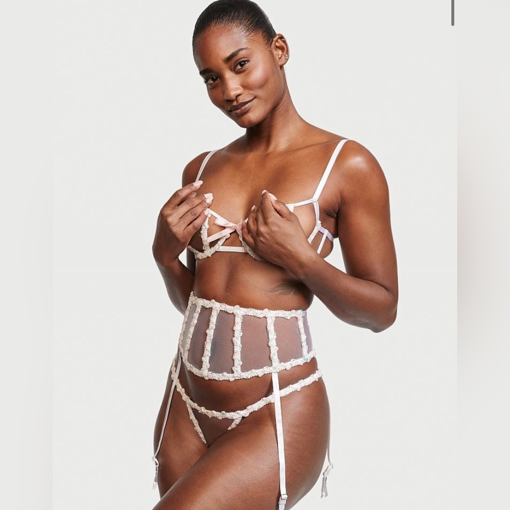 Victoria’s Secret Secret Garden Garter Belt